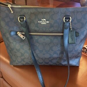 Coach brown and black like new shoulder bag